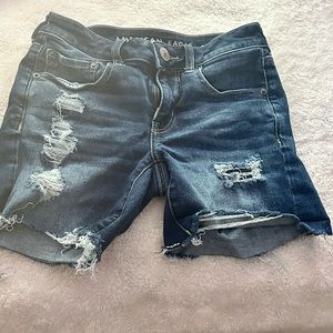 2 pairs of shorts